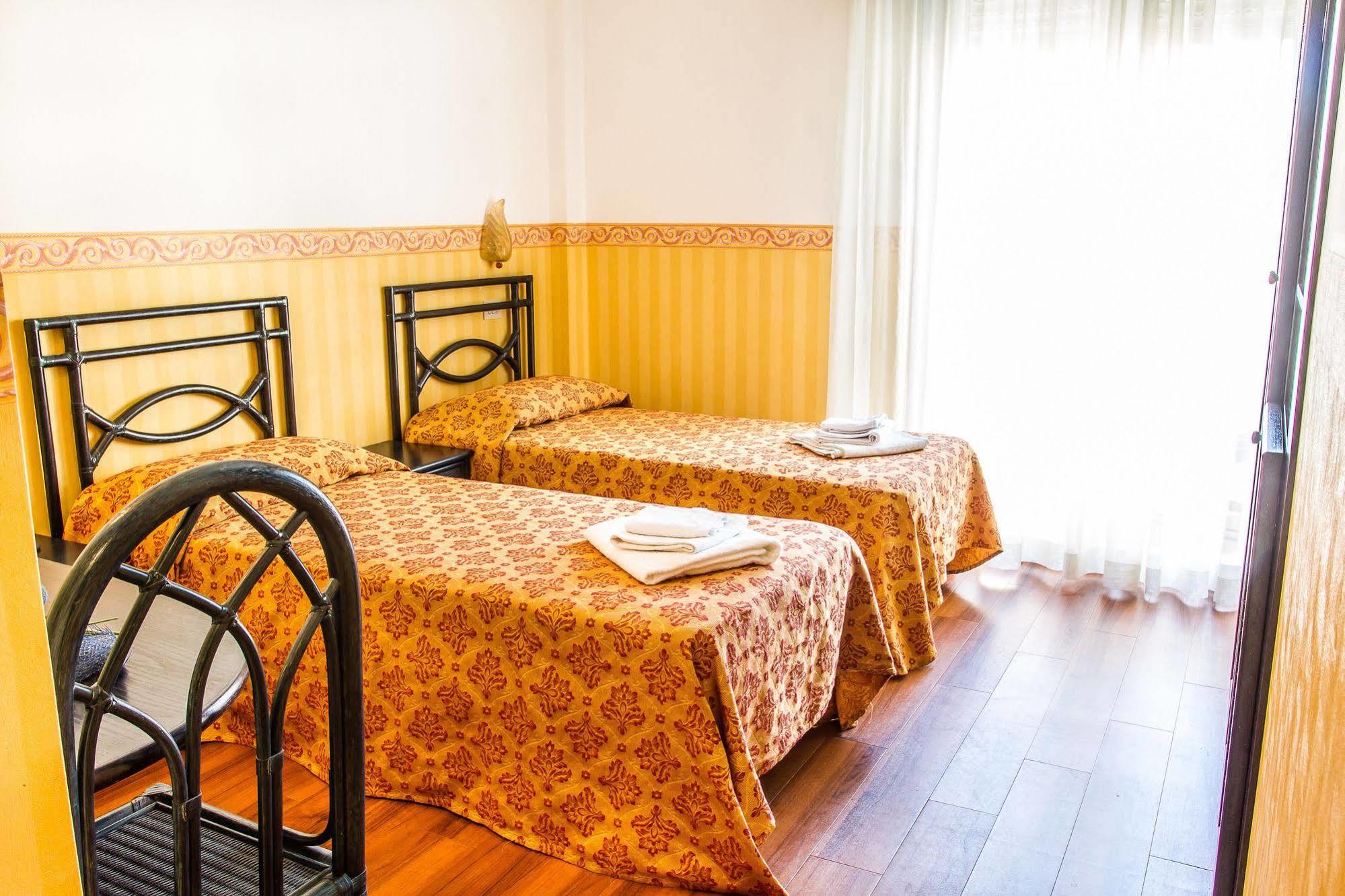 Hotel Consul - Family Hotel 리치오네 외부 사진